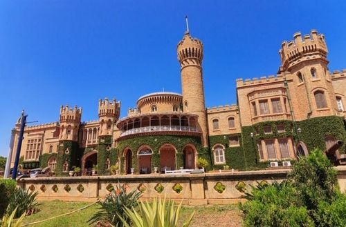 Bangalore Palace – A Royal Experience